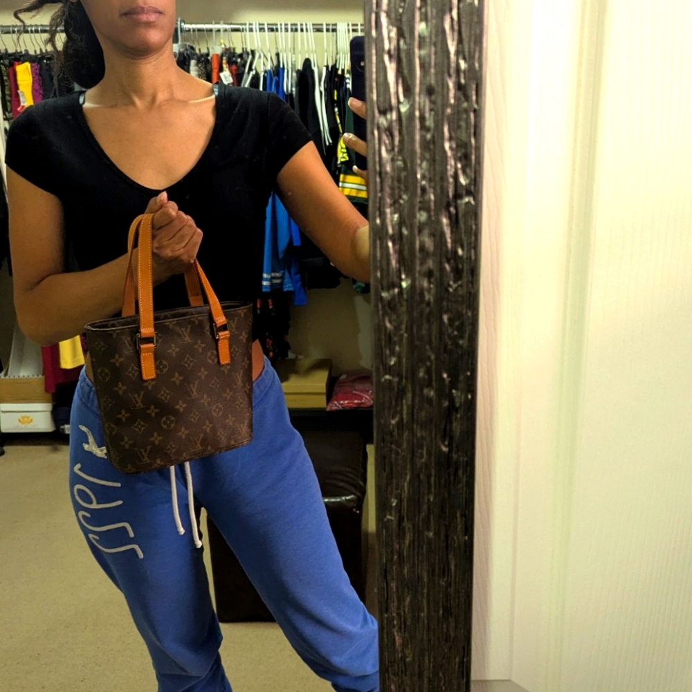 Vintage Louis Vuitton Bag - Picture 3 of 15